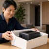 選んだポータブル電源を開封する